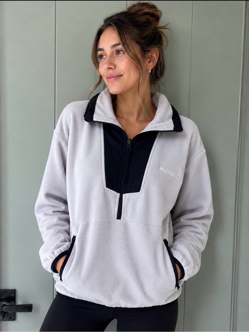 Columbia Light Gray and Black Half-Zip Fleece Pullover